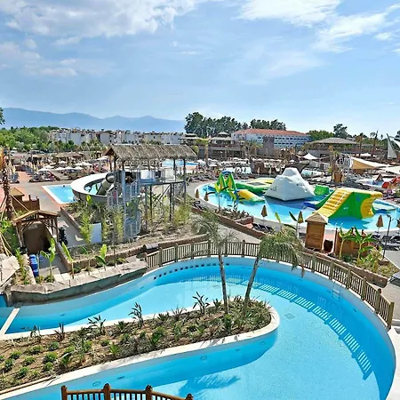 Atlantique Club 쿠사다시