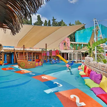 Курортный комплекс Atlantique Club Кушадасы